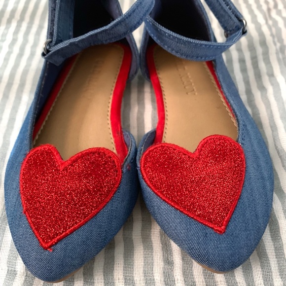 Old Navy Heart Flats Valentine’s Day VGUC - Picture 5 of 5